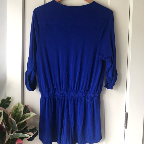 Comfy 3/4 sleeve Romper - Picture 2 of 6